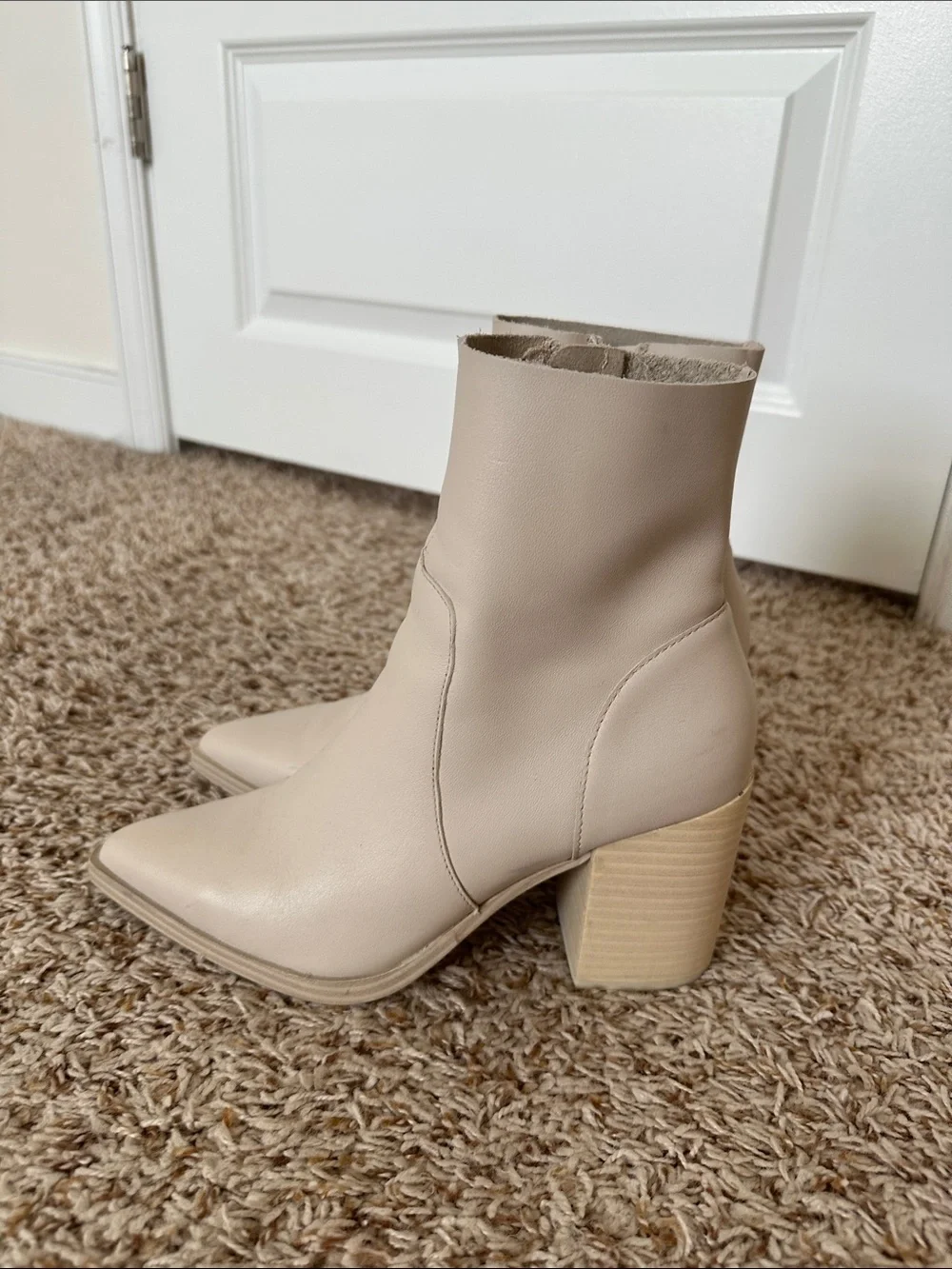 Steve Madden Calabria Bone Pointed Toe Block Heel Ankle Boots Sz 8